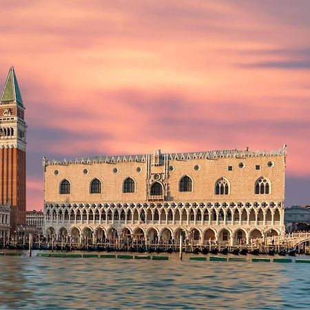 San Marco - Elegante Suite Venedig Eksteriør billede